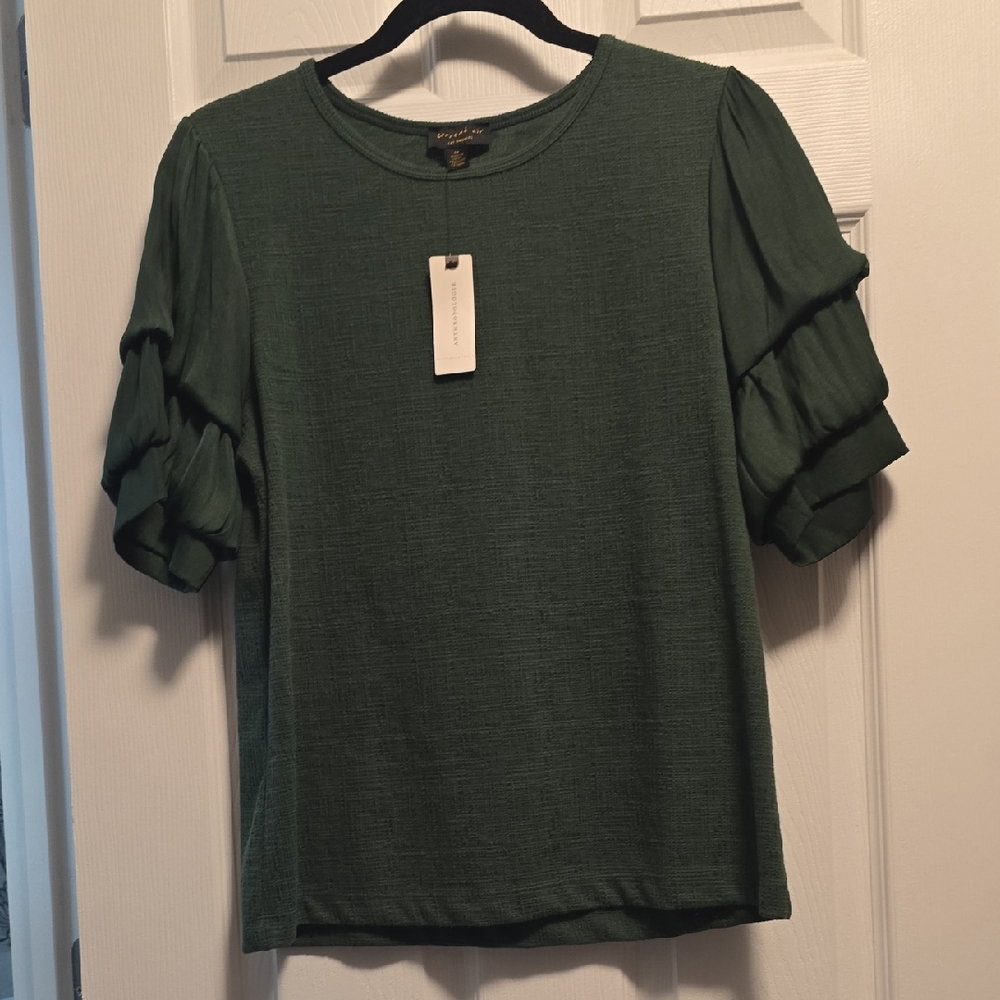 Current Air / Anthropologie - Women’s Dark Green Ruffle Sleeve Top